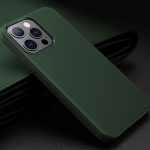 Apple iPhone 13 Pro Max PU Leer Magsafe Dennennaald Groen Hoesje